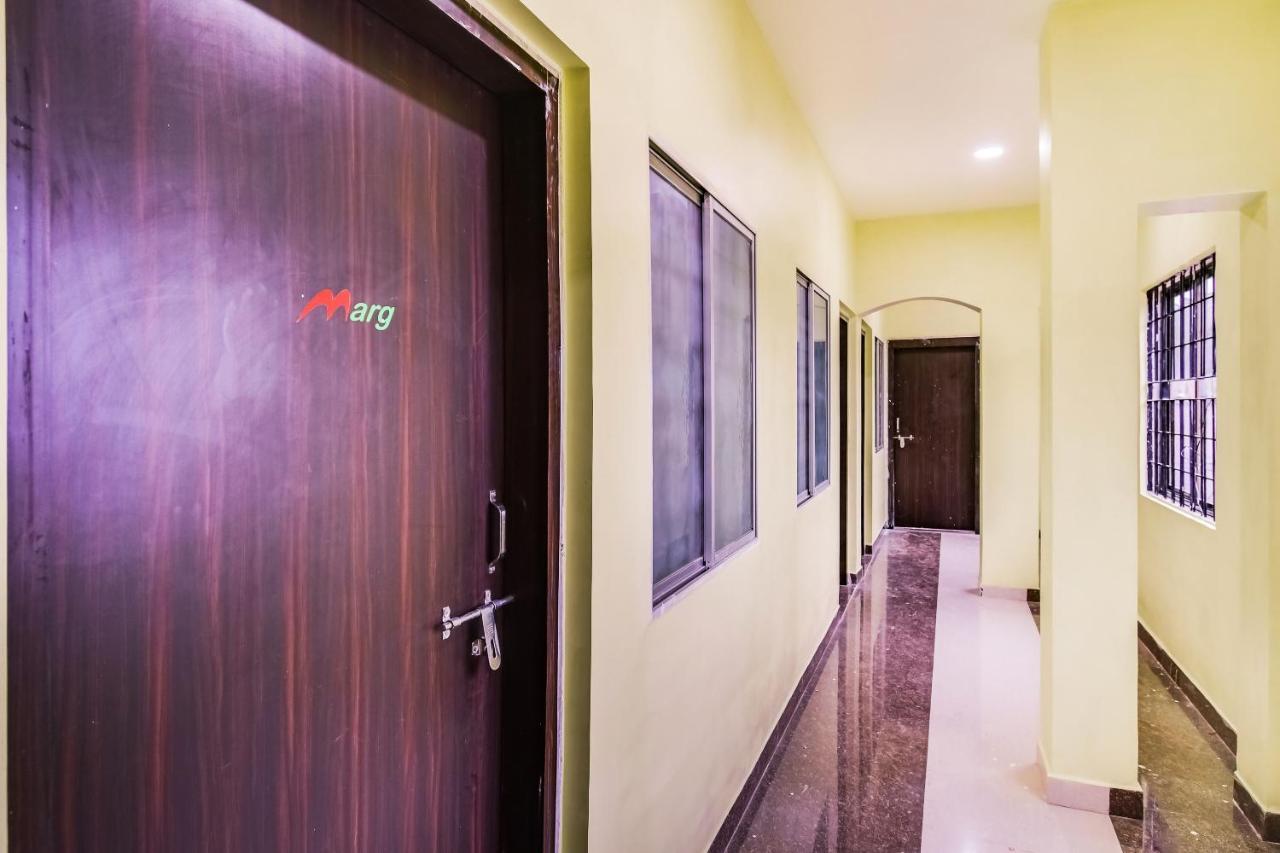 Oyo 60726 Hotel Vrindavan Bilāspur Eksteriør bilde